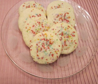 Almond Cheesecake Cookies